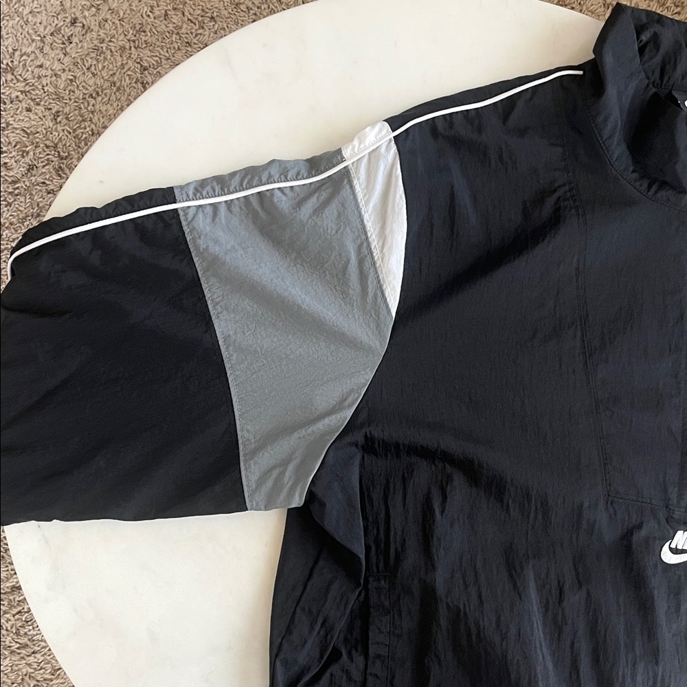 Nike Half-Zip Pullover Jacket Medium Black White Gray Windbreaker Synch Waist - Picture 8 of 16